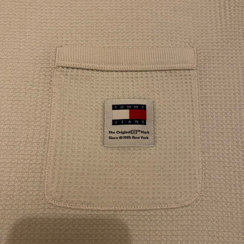 Tommy Hilfiger T-shirt like new, size M, white
