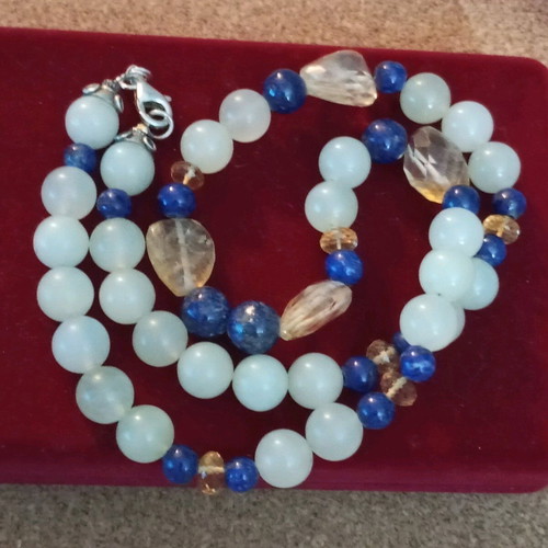 Necklace with moonstone, lapis, citrine semi-precious stones and 925 silver like new, 50cm