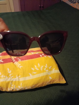 Pull & Bear sunglasses for girls like new, red