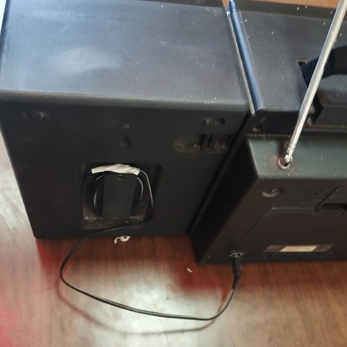 International radio cassette player used, detachable speakers