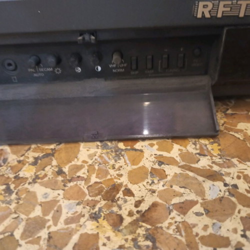 RFT CRT television used, working