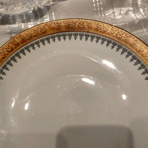 Bavaria porcelain plates new, set of 6 with gold design
