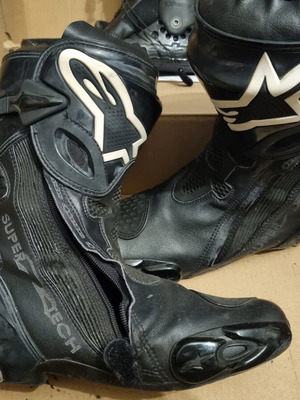 Alpinestars Supertech R αγωνιστικές μπότες μεταχειρισμένες, νούμερο 43