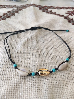 Handmade anklet new with shells