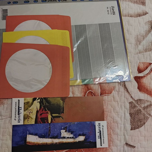 Correspondence collection from 1998-2000 like new