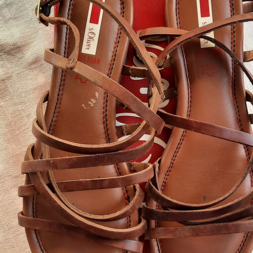 S.Oliver leather sandals size 40 like new, cognac color
