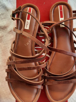 S.Oliver leather sandals size 40 like new, cognac color
