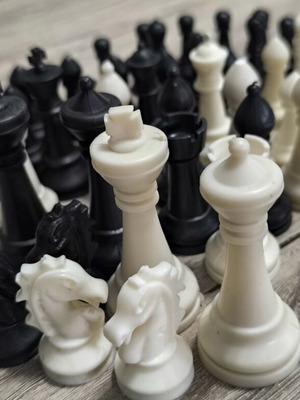 Chess pieces new, set of 61 plastic