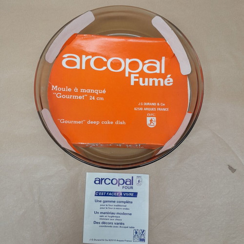Arcopal 24cm heat-resistant cookware, new condition