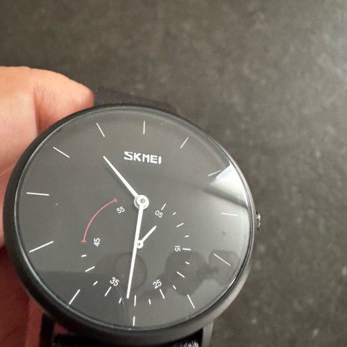 Skmei dress watch 9213 new with black leather strap