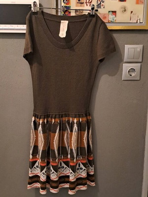 Pull & Bear dress brown size M like new