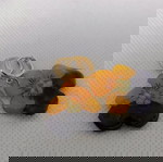  Мини обечки с естествен цвят на мини градинска теменужка. Цветче с размери 2/2 см.