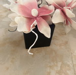 Vase with artificial flowers like new