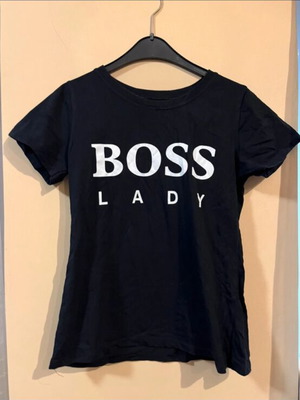 Boss Lady black t-shirt like new, size M