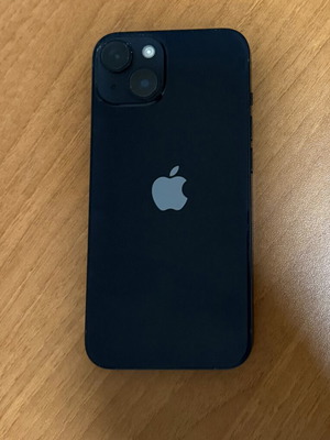 iPhone 14 σαν καινούργιο με λίγες γρατσουνιές στην κάμερα