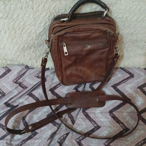 Small leather handbag, brown