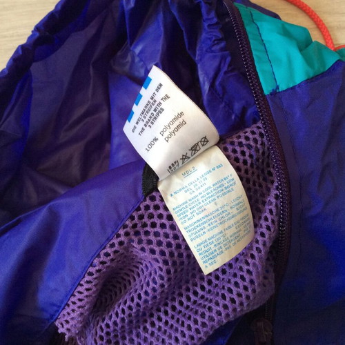 Adidas vintage windbreaker bright purple size S unisex used