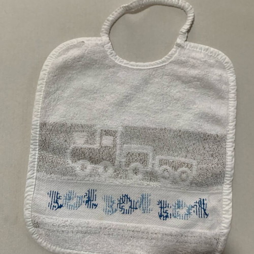 Bib with embroidery like new, handmade