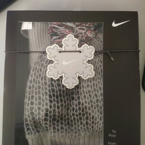 Nike hat and gloves new gray set