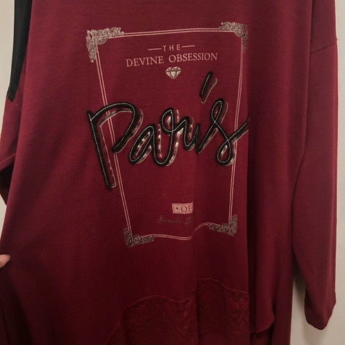 Paris blouse large red like new