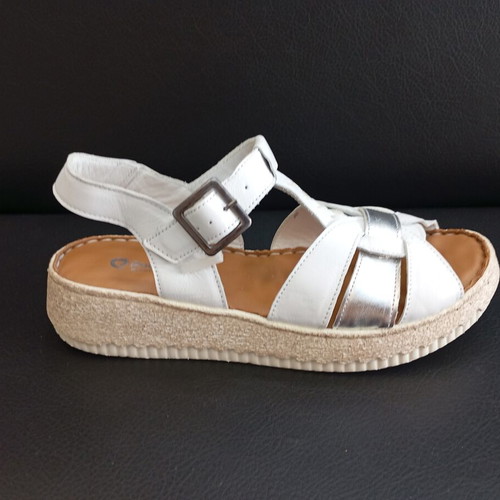 Leather platform sandals with silver detail, size 37