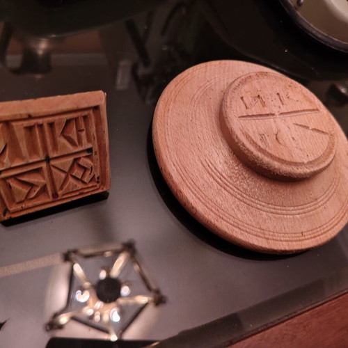 Bread stamps like new, set of two
