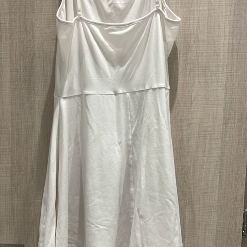 Dress white size L like new