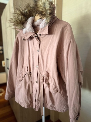 Pull & Bear oversized μπουφάν με κουκούλα με γούνα LARGE