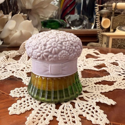 Avon vintage jar used for cream or decoration