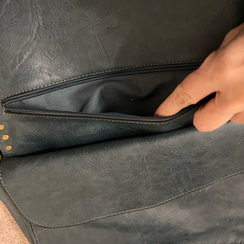 Women's petrol bag with studs like new, crossbody