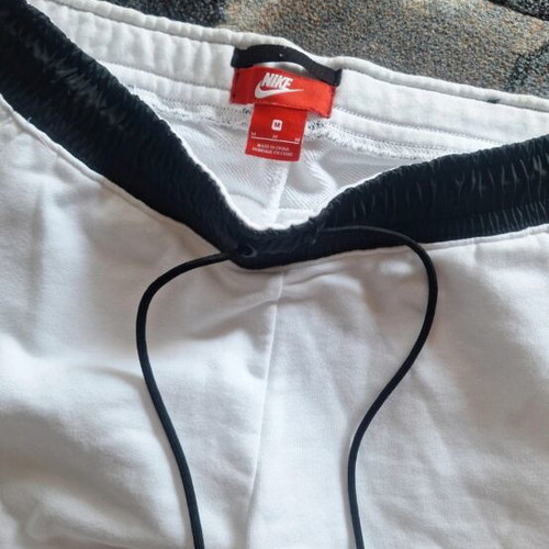 Nike shorts like new, black and white, size M