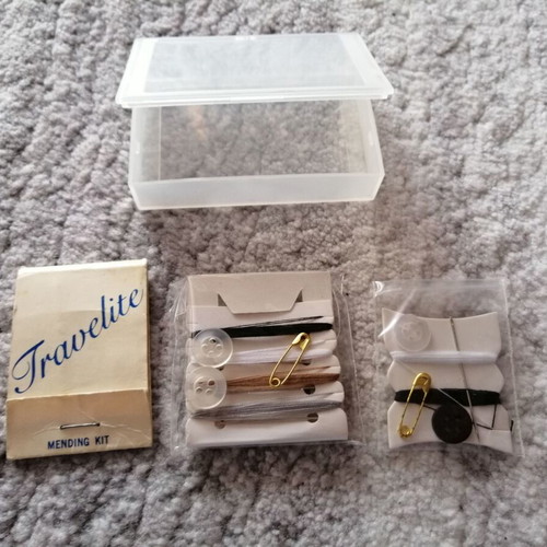 Travel sewing kit like new