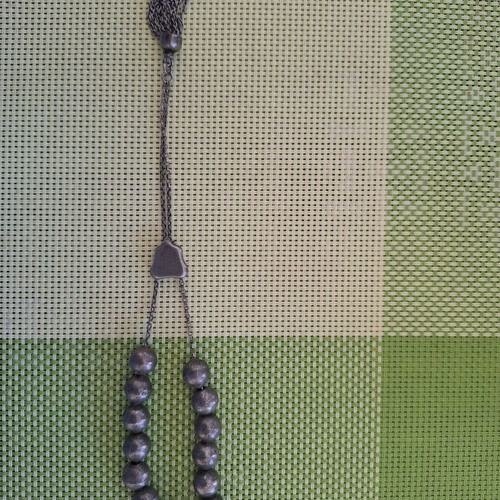 Metal Worry Beads like new, 15 spherical beads with chain