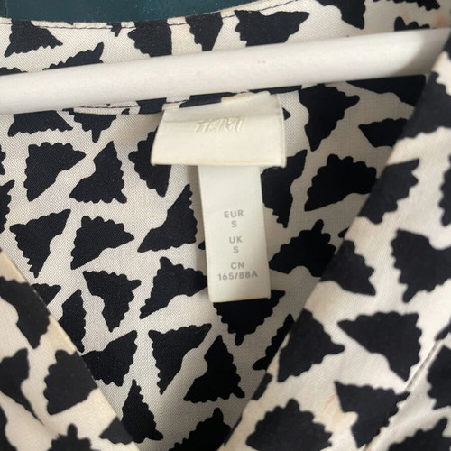 H&M short black and white shirt dress, size S, loose fit