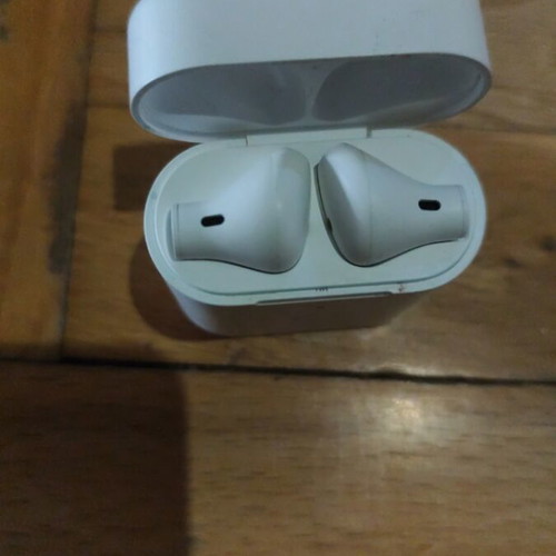 QCY earbuds new, durable and stylish