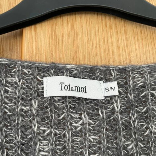 ToiMoi pullover like new, gray with white spots, size M