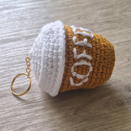 Knitted keychain new with coffee cup design