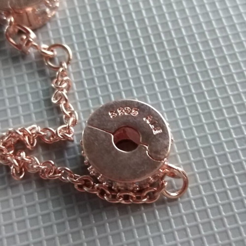 Pandora safety chain like new