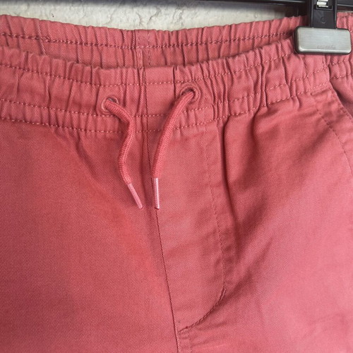 Gap shorts for boys 10-12 years, like new, red