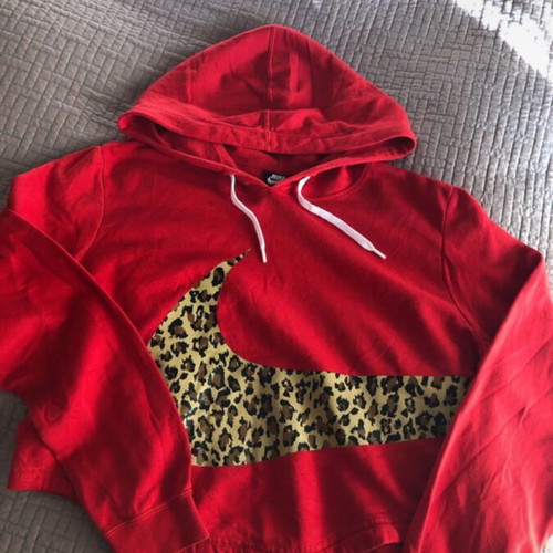 Nike cropped hoodie like new, red, size L