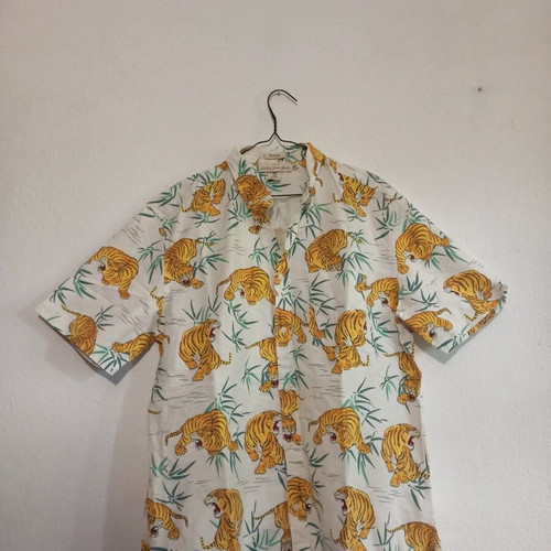 Tiger shirt H&M като ново, размер XL, цветен, памук