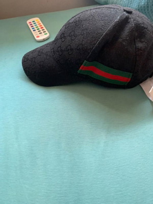 Gucci cap like new, black, size M