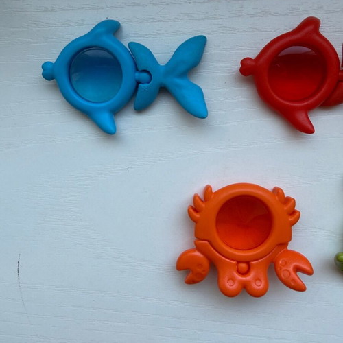Kinder Surprise 2015 Figures Collection Ocean Magnifying Glasses used