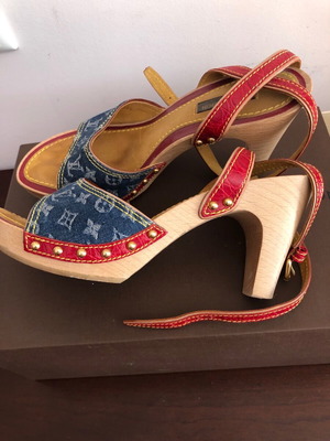 Louis Vuitton women's sandals like new, size 36.5, blue denim
