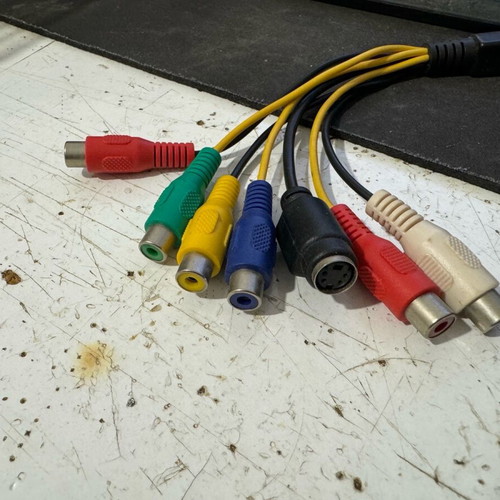9 pin VIVO cable to RCA and 4 Pin S-Video like new