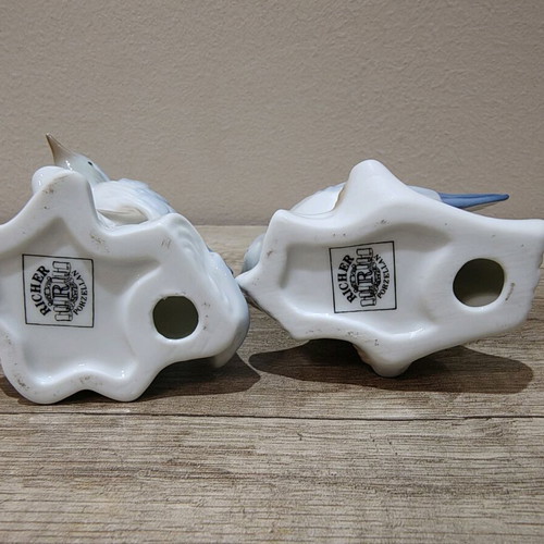 Porcelain figurine like new