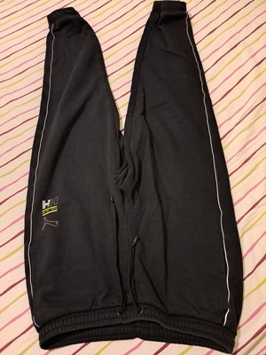 Puma men's tracksuit size L, black