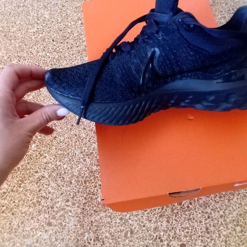 Nike React Infinity Run3 athletic shoes used size 40.5 black