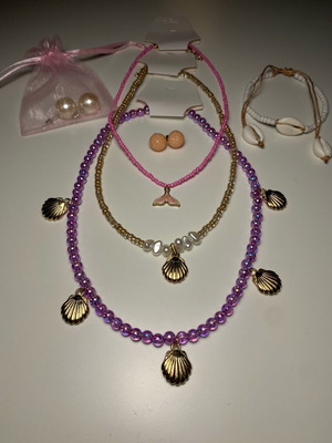 Summer jewelry set new with 3 handmade necklaces, 2 earrings, 1 bracelet