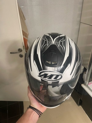 Mt helmet like new